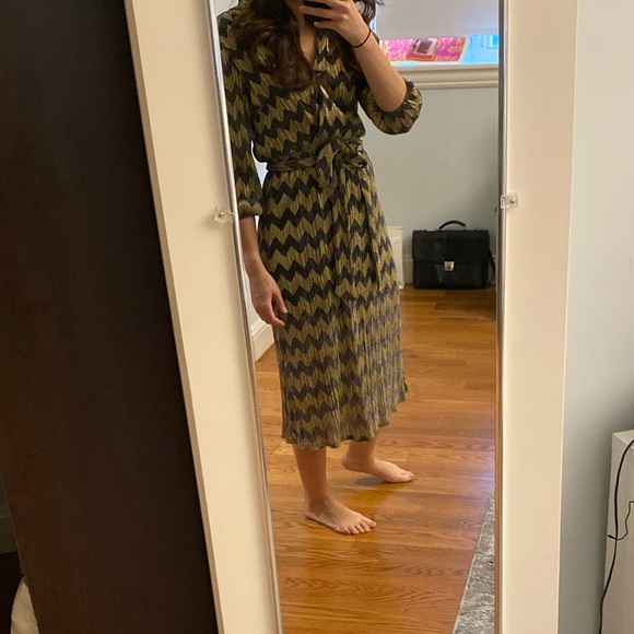 ALICE AND OLIVIA gold/silver chevron midi dress - Picture 5 of 5